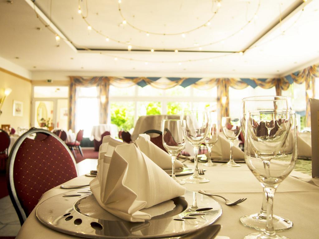 Hotel Restaurant Zum Werdersee ブレーメン エクステリア 写真